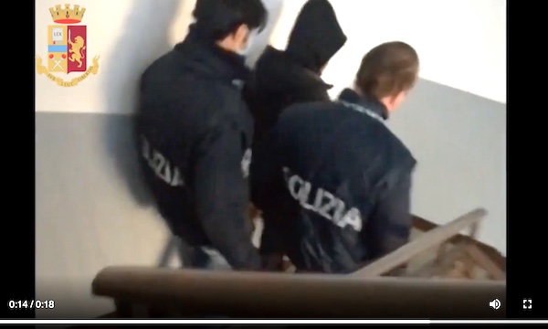 Sparatoria a Capodanno in via Gigante, arrestato il colpevole