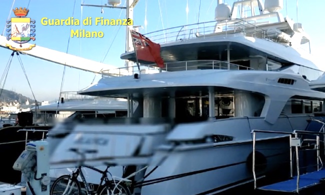 Dichiarava bassi redditi ma possedeva yacht da 30 milioni: sequestrato