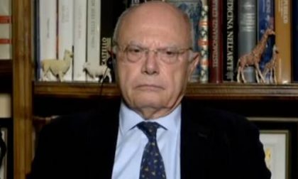 Il monito di Galli: "Ho i reparti invasi dalle varianti, chiudere di più"