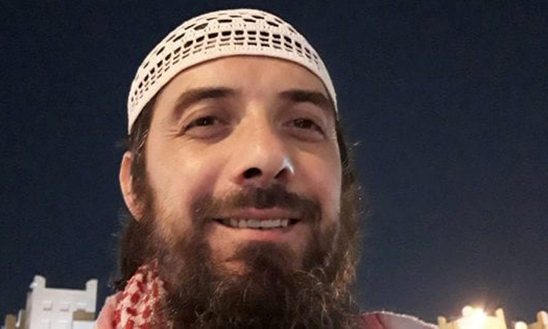 Inneggiava all’Isis e ringraziava Allah per il covid: torna libero dopo il patteggiamento