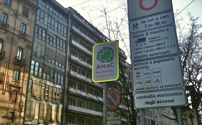 Telecamere area B e C ancora spente a Milano: “Situazione sanitaria incerta, non si cambia nulla”