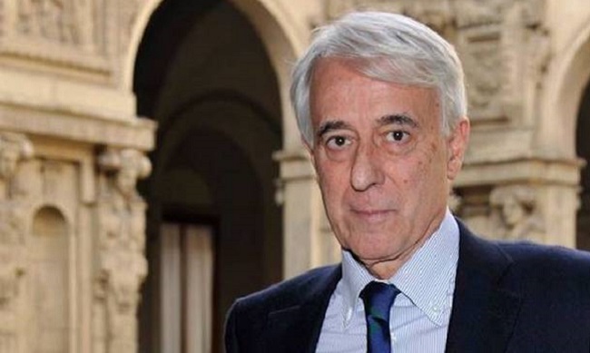 L’ex sindaco di Milano Giuliano Pisapia è il nuovo avvocato di Mimmo Lucano