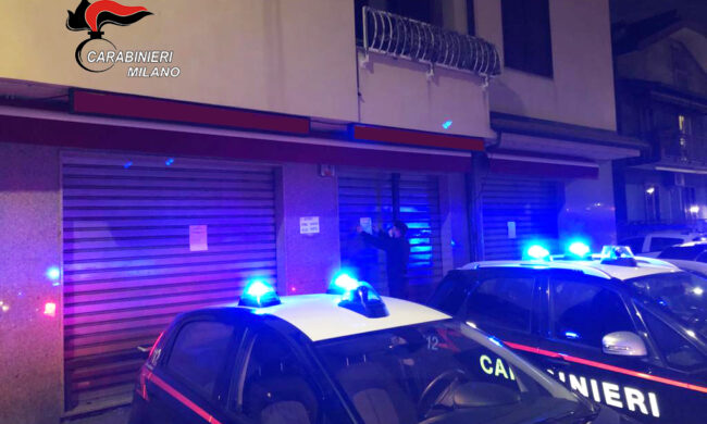 Dopo la chiusura serve alcolici: bar chiuso e sette clienti multati