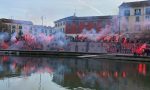 Manifestazione Antagonisti con fumogeni in Darsena, murales per Dax e Carlo Giuliani