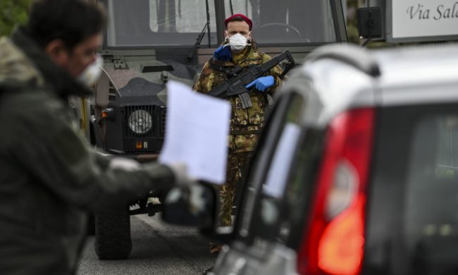 Lombardia verso la zona rossa con i suoi 310 contagi ogni 100mila abitanti e l’Rt sopra 1.25