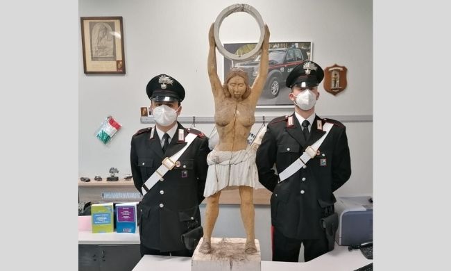 Ritrovata la statua di Madre Natura dell’artista Edi Sanna rubata