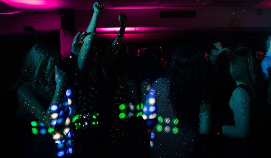 Discoteche Covid free, primi test a Milano e Gallipoli