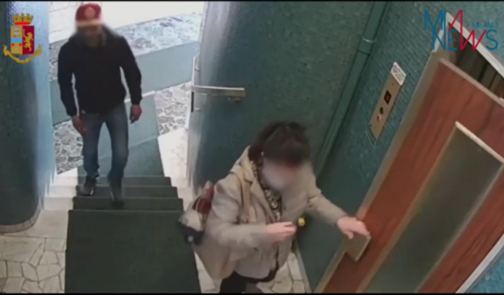 Rapinano con calci e pugni anziani e disabili: arrestati dalla polizia