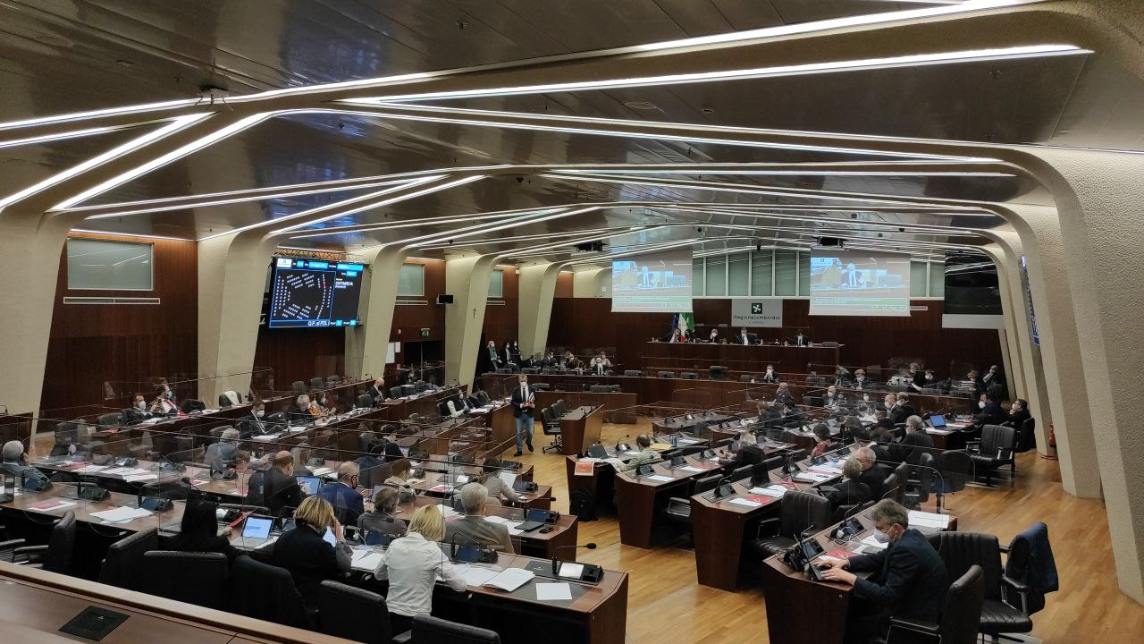 Referendum sanità, il Consiglio Regionale lo dichiara “inammissibile”: proteste in aula