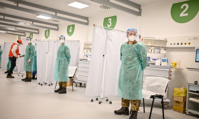 Vaccini Covid: al via le adesioni per la fascia 30-39 anni. Come e quando prenotare