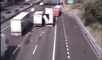 Grave incidente in Autostrada A4 con mezzi pesanti coinvolti: code in aumento