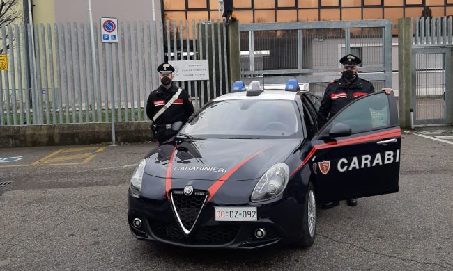 Furti agli anziani, sgominata la banda responsabile di 60 colpi: avevano 55 auto a disposizione