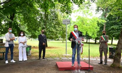 Milano intitola alla giornalista Ilaria Alpi un giardino, le foto dell'inaugurazione