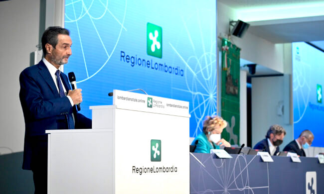 Vaccinazioni anti Covid, la Lombardia con numeri da record: focus su Milano