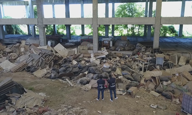 Discariche abusive e smaltimento illecito di rifiuti: 5 arresti e maxi sequestro