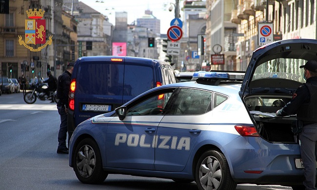 Controlli in Piazza Vetra e Parco delle Cave: 16 ordini di allontanamento