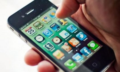 Abbonamenti a giochini, suonerie e oroscopo senza consenso: ecco come le compagnie telefoniche truffavano i clienti