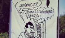 Caso Morisi, Salvini contestato a Milano: "L’ipocrisia è una brutta bestia"