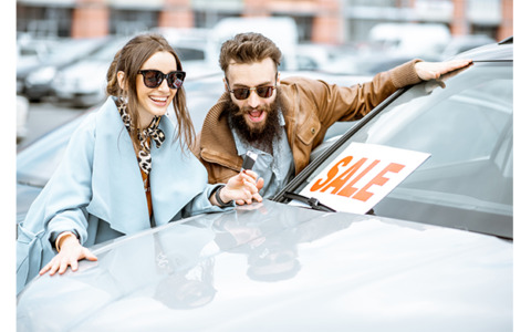 Comprare un’auto usata: documenti e informazioni da verificare