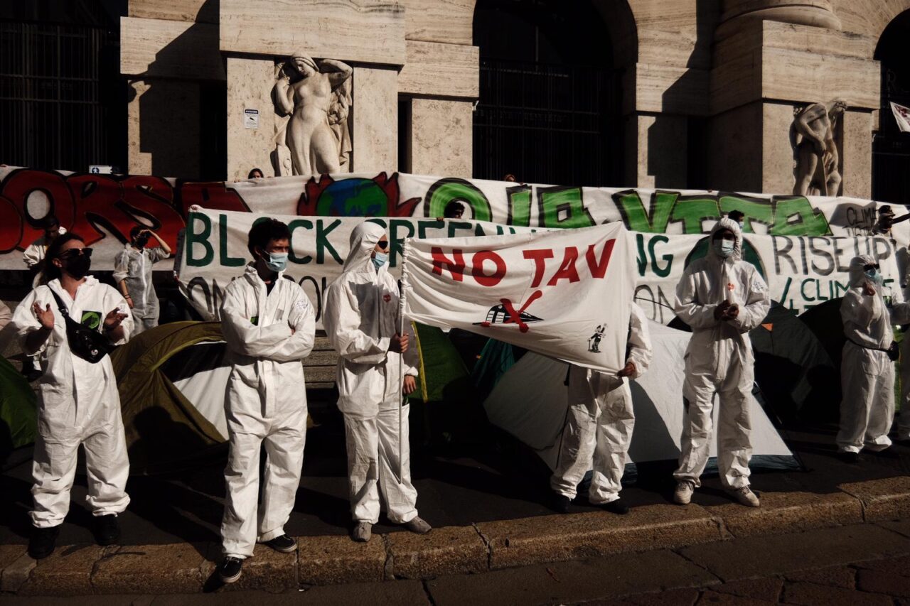 Corteo Greta Milano: anche No Tav e No Grandi Navi in piazza Affari