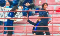 "Ha detto sì!", il video della proposta di matrimonio a San Siro