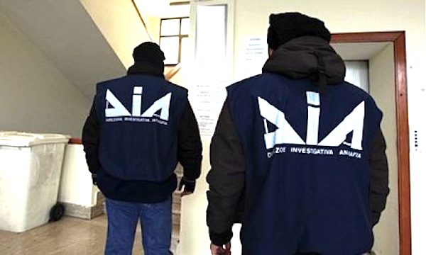 Blitz contro la ‘ndrangheta: 54 arresti (a Milano) e tra Lombardia, Toscana e Calabria