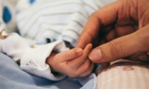 La storia di Lorenzo, il bimbo di 370 grammi nato al Policlinico con 4 mesi di anticipo