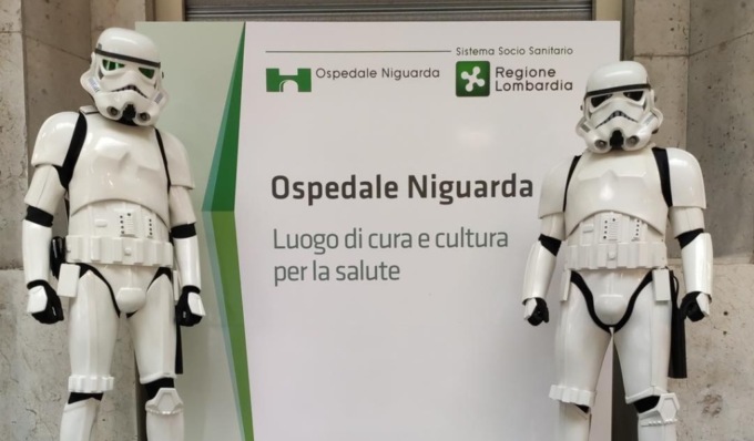 Stop a camici e stetoscopi, al Niguarda arrivano le nuove divise.. spaziali