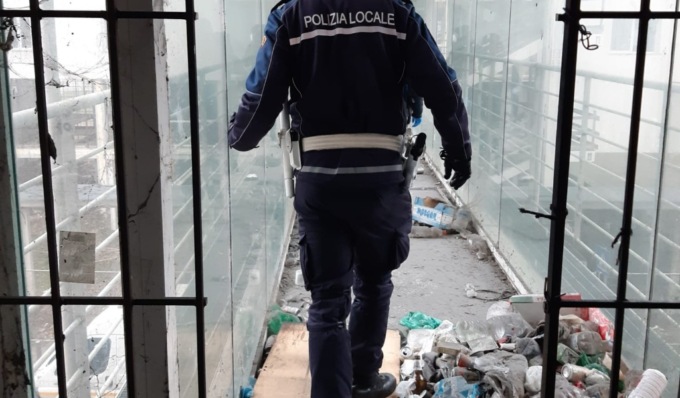 Sgomberato il palazzo-discarica di Renzo Piano: ora si punta alla riqualificazione