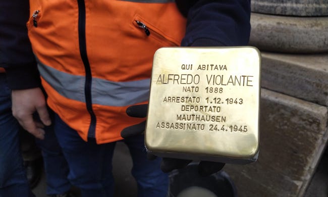 Giorno della Memoria, 24 nuove pietre d’inciampo a Milano per non dimenticare
