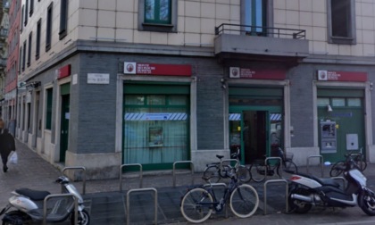 Rapina in Banca a Milano: i ladri scappano in scooter, arrestati un'ora dopo