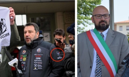Sindaco milanese contro Salvini in Polonia col simbolo della Lombardia sul giubbotto: "Fontana prenda le distanze"