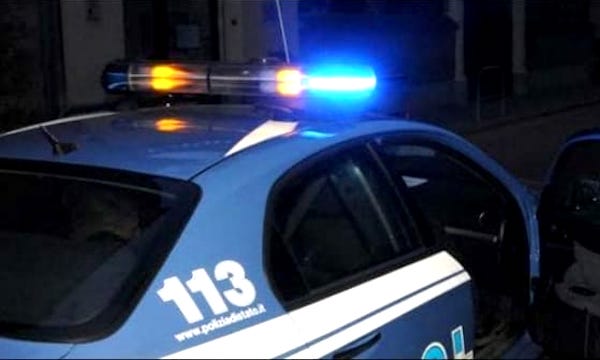 23enne circondato e rapinato in porta Venezia da 8 persone