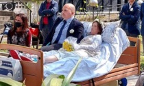 Il matrimonio all'hospice: l'ultimo desiderio di Laura esaudito prima del suo addio