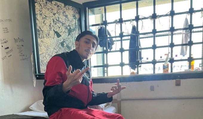 Il rapper Baby Gang continua a far parlare di sé: dall’ultimo video girato a San Vittore al botta e risposta con Salvini