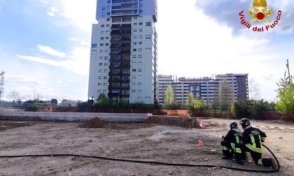 Dagli scavi del cantiere a Milano... spunta fuori una bomba della Seconda Guerra mondiale