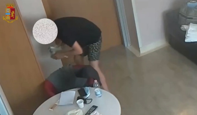 Traffico internazionale, soldi riciclati grazie a un galleria d’arte moderna: 31 arresti a Milano