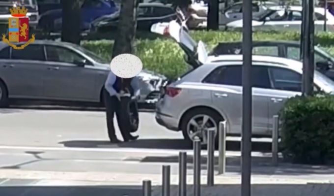 Con la tecnica della “gomma bucata” derubavano ignari automobilisti