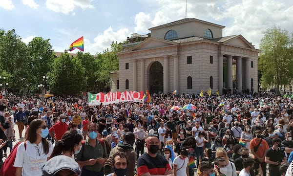 A Milano arriva il registro di genere: non più obbligatorio il nome anagrafico