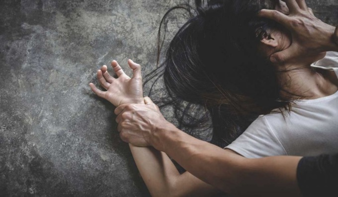 Violenza e sequestro a Milano: arrestato l’ex fidanzato della vittima