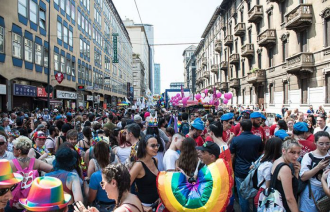 2 luglio 2022, una sfilata per i diritti e contro la guerra in occasione del Gay Pride