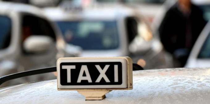 Milano, ecco perché non si trovavano taxi nella giornata di ieri