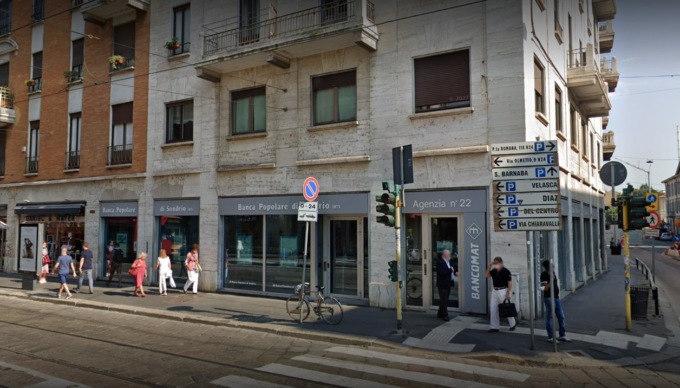 Disoccupato rapina una banca poi si pente, prende un taxi e restituisce il bottino