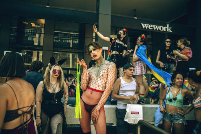 Il popolo del Pride 2022 conquista Milano: il foto racconto