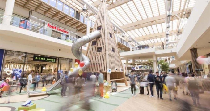 Abercrombie torna in Italia: nuovo store nel centro commerciale di Arese