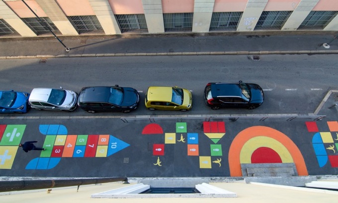Al Municipio 6 parte il progetto di Urbanismo Tattico “Urban School” e il marciapiede si trasforma