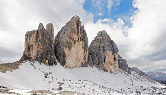 Giovani escursionisti milanesi salvati dai soccorritori sulla Grande delle Tre Cime di Lavaredo