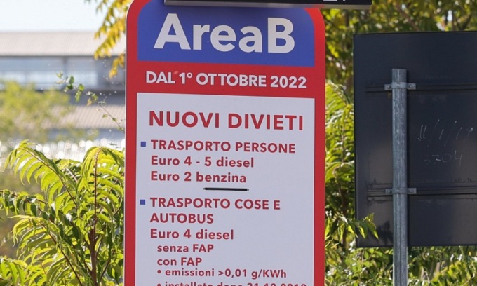 I sindaci di centrodestra dell’Area Metropolitana alzano la voce contro Area B