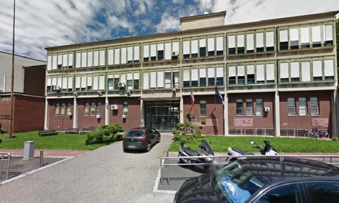 I giovani evasi dal Beccaria: tre sono già ritornati in carcere. Ostellari: «Vicini alla cattura degli altri»