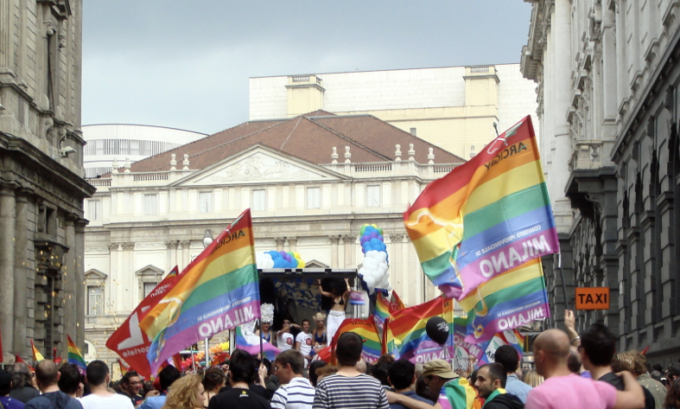 Figli delle coppie Lgbt, tutto pronto per la manifestazione di Milano e partecipa anche Elly Schlein